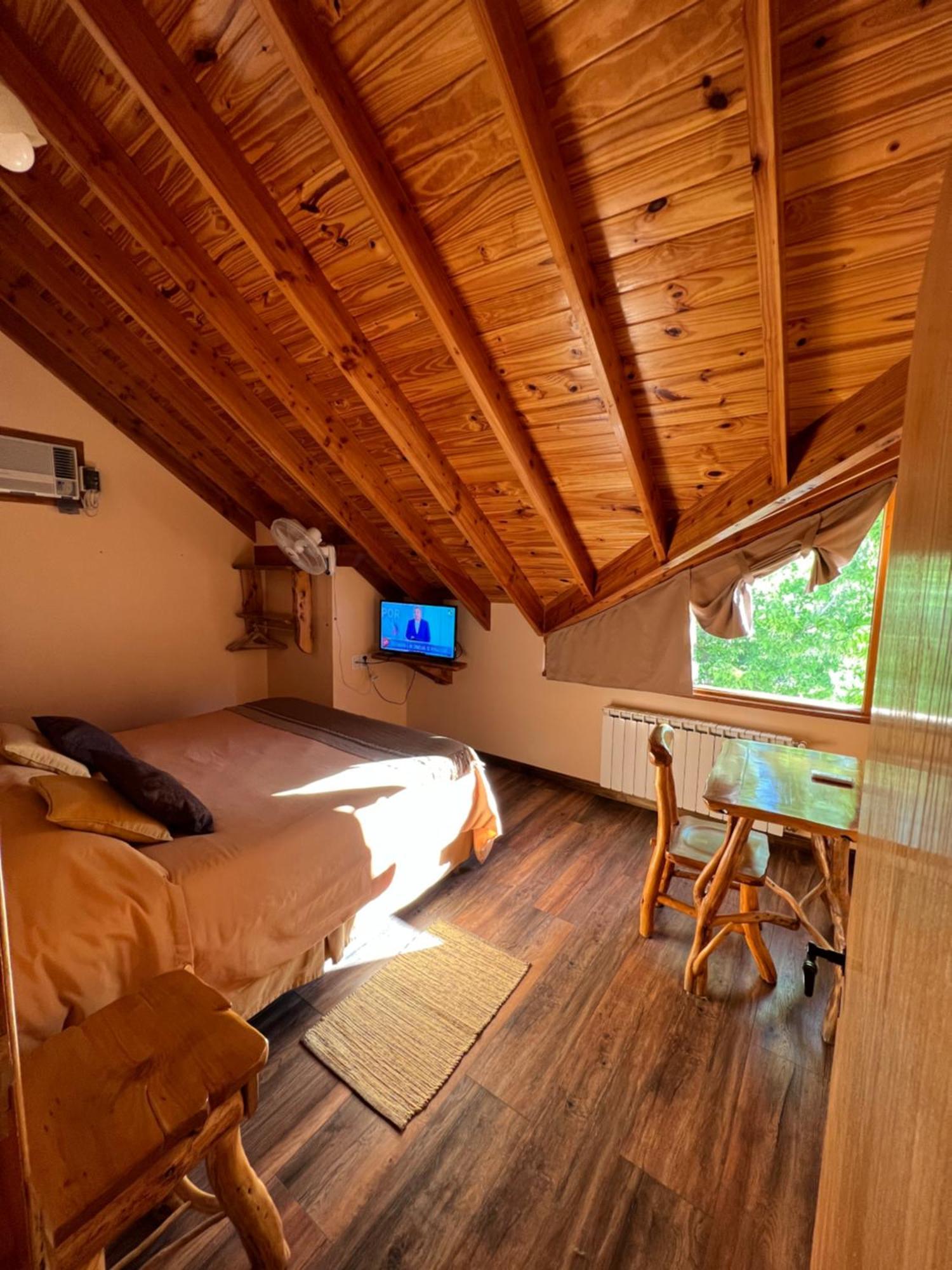 Hotel Y Cabanas Casa De Piedra Тревелин Экстерьер фото
