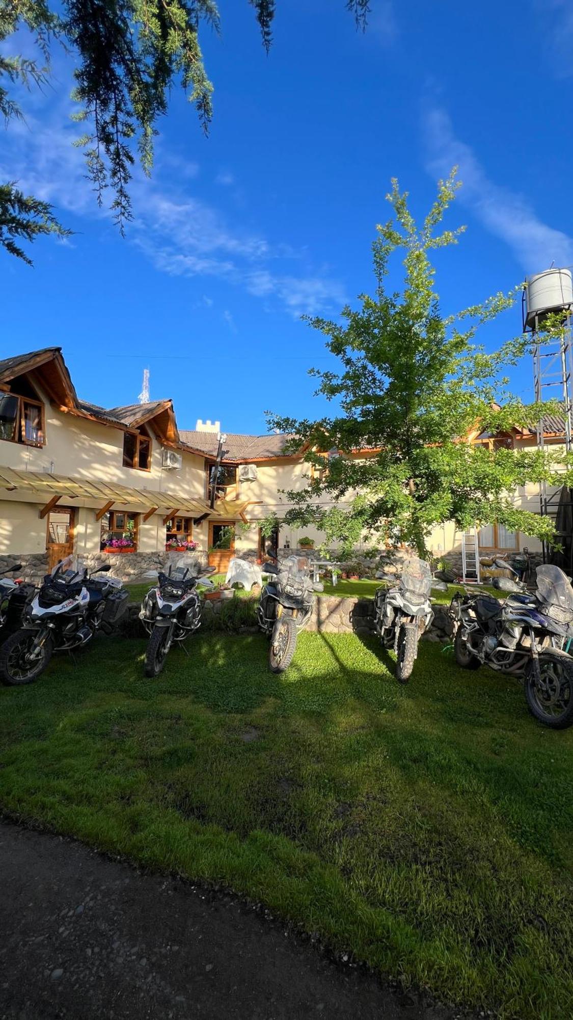 Hotel Y Cabanas Casa De Piedra Тревелин Экстерьер фото